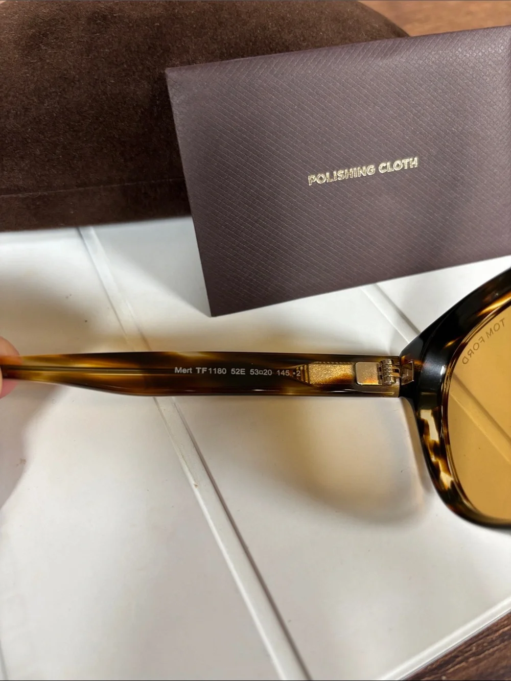 Tom Ford Tortoiseshell wayfarer Frame with Amber Lenses Sunglasses. TF118052E145